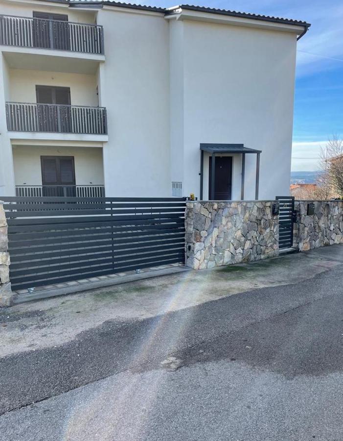 Appartments Sara Jadranovo Ngoại thất bức ảnh